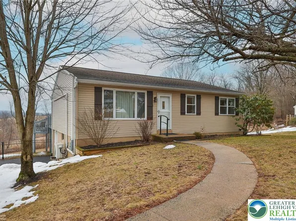 8427 Milky Way, Zionsville, PA 18092