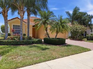 6755 41st Street Cir E, Sarasota, FL 34243
