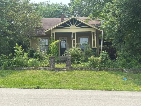 306 2nd St, Calico Rock, AR 72519