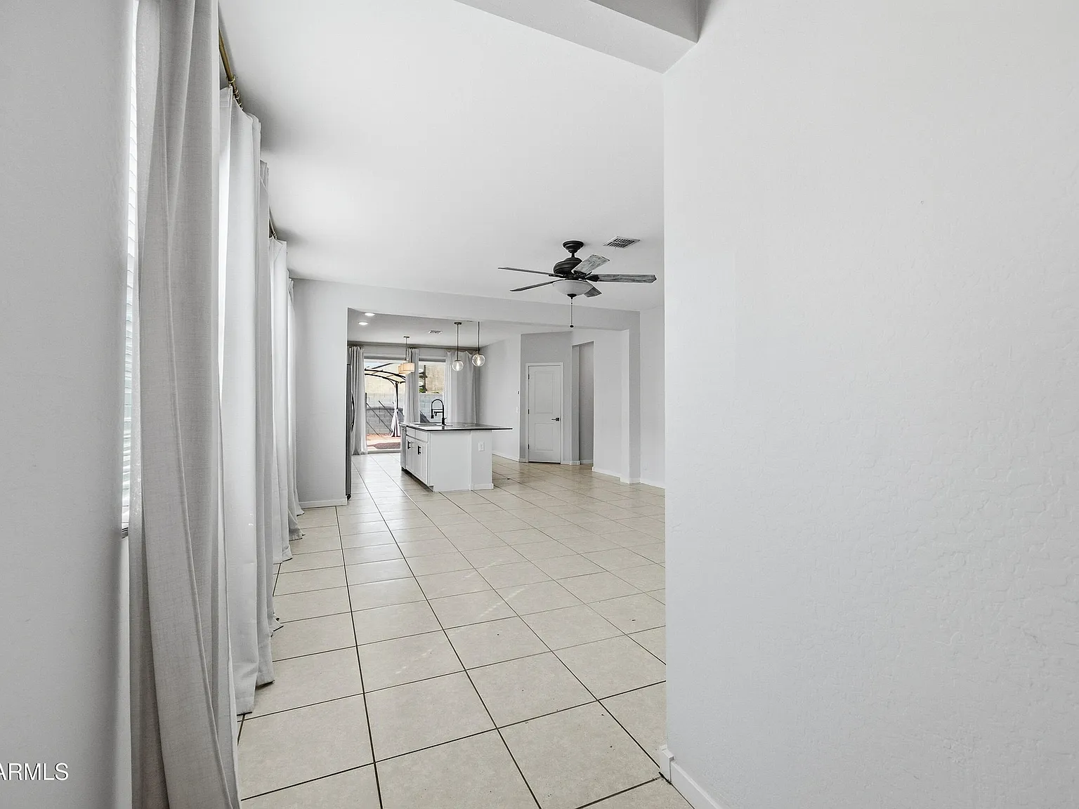 4 bed, 2.0 bath, 1920 sqft, $2,195 — Photo 2