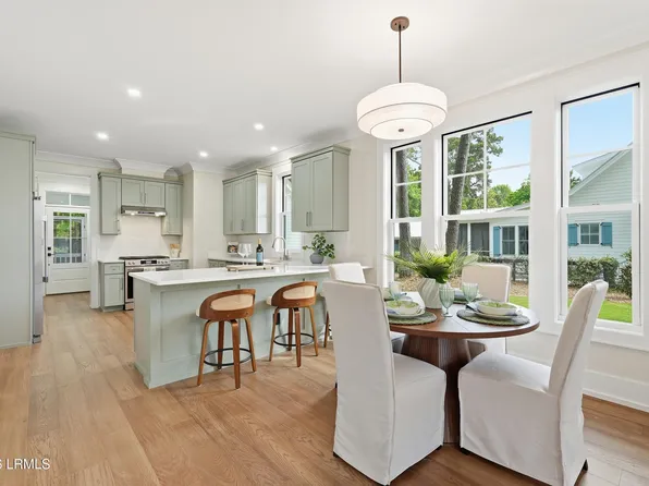 213 Sturdevant Dr, Beaufort, SC 29902