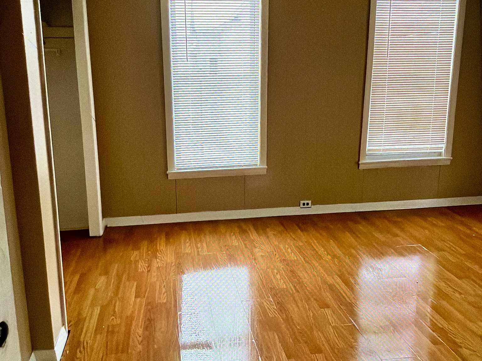 1 bed, 900 sqft, $1,400 — Photo 2