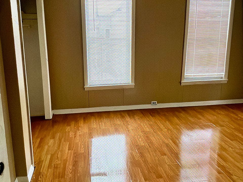 2nd image of 324 Lake Ave #2F