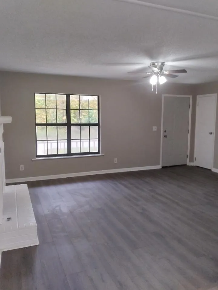 3 bed, 1148 sqft, $1,600 — Photo 3