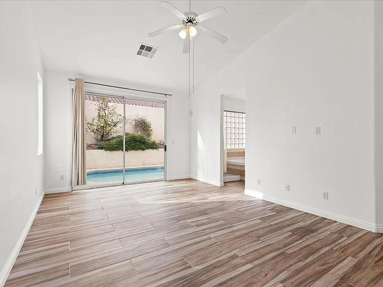 9705 Park Brook Ave — Photo 19