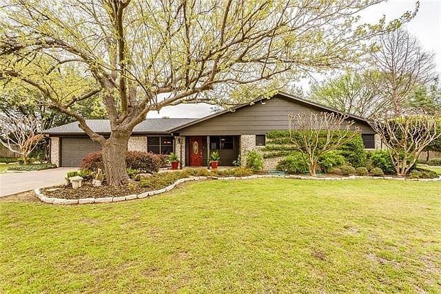 1st image of 6841 Peaceful Valley Dr