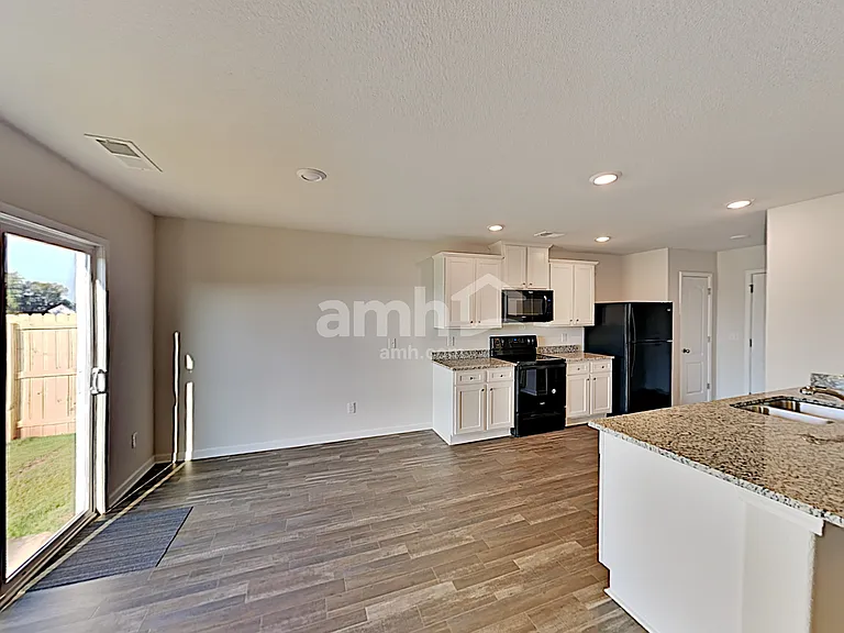 3022 Wingadee Dr — Photo 4