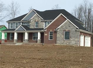 3173 Sheffield Dr, Howell, MI 48855