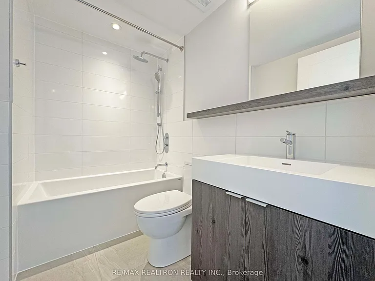 664 Spadina Ave #1001 — Photo 13