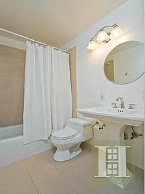 Rented by Halstead Real Estate | media 31