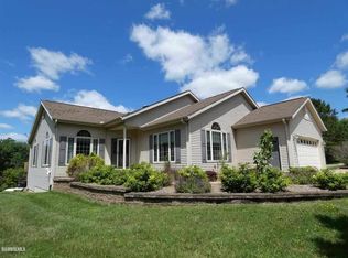 9A184 Cottonwood Apple Cyn, Scales Mound, IL 61075