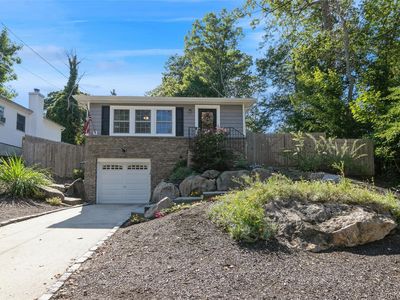 68 Forest Road, Kings Park, NY, 11754