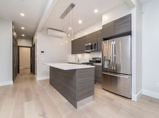 34-55 Vernon Blvd #1RR, Astoria, NY 11106