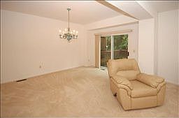 4th image of 24 Kent Dr