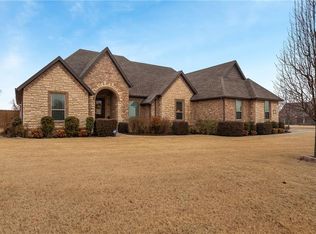 382 Claybrook Dr, Farmington, AR 72730