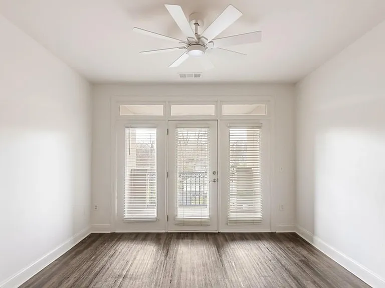 840 United Ave SE #415 — Photo 10
