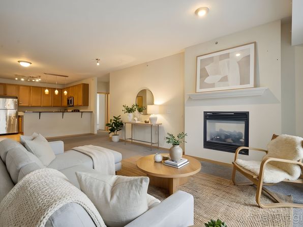 1505 5th St N APT 202