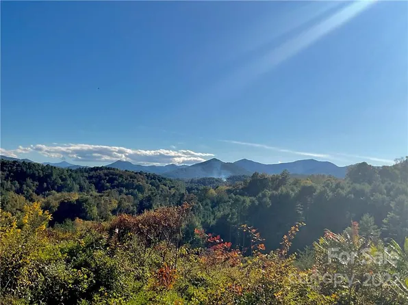 32 Little Oak Rd #8, Leicester, NC 28748