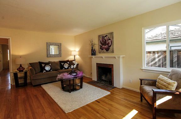 2nd image of 310 Maclane St