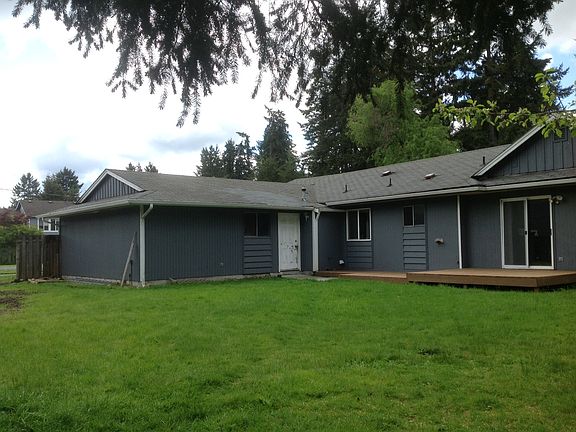 4th image of 1515 148th Street Ct S