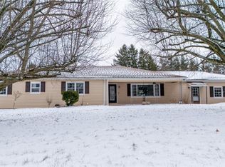 67061 Mills Rd, Saint Clairsville, OH 43950