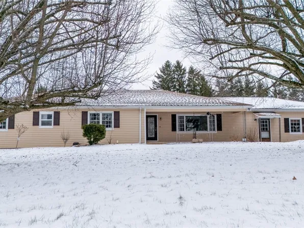 67061 Mills Rd, Saint Clairsville, OH 43950