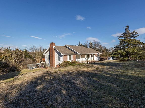 5th image of 2612 Marque Hill Rd