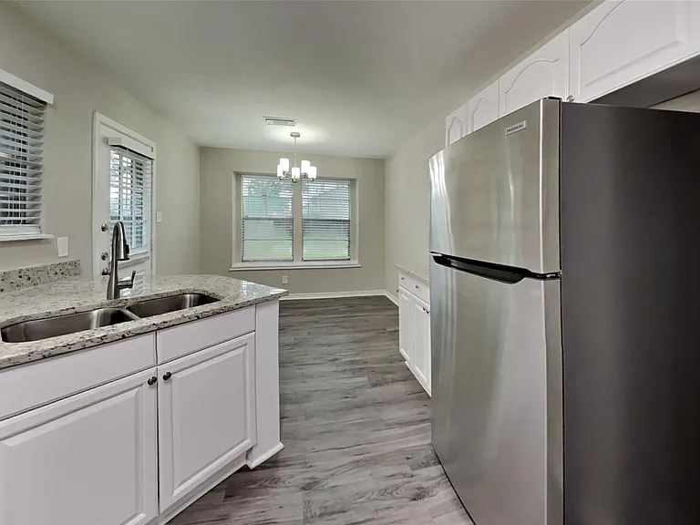 21079 Southern Colony Ct — Photo 4