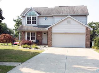 231 W Pinewood Ave, Defiance, OH 43512