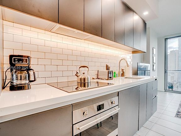 4th image of 227 NE 2nd St APT 1705