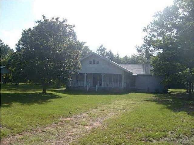 1st image of 7350 N Woods Dr