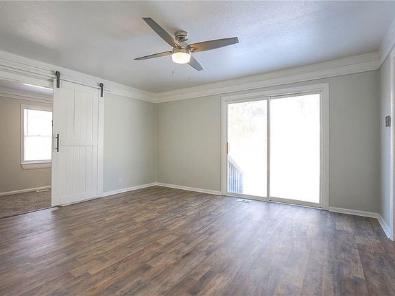 3rd image of 4631 N Brighton Ave