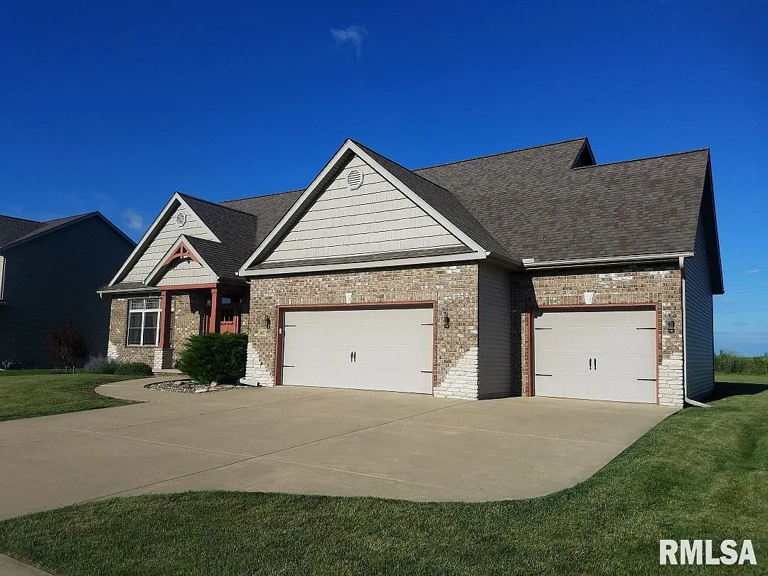 1617 Autumn Rdg photo 1