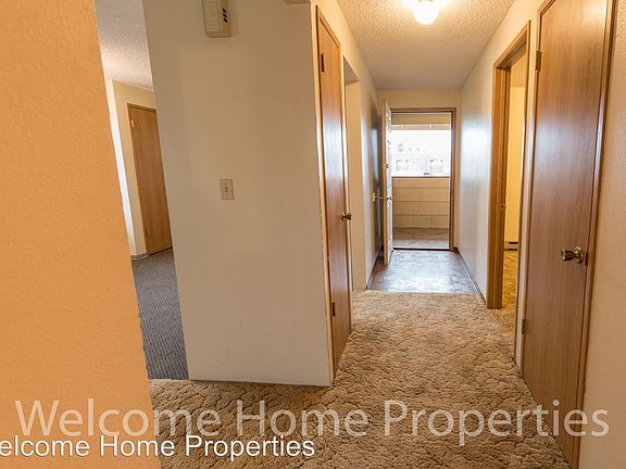 4th image of 253 NE Damson Pl APT 4