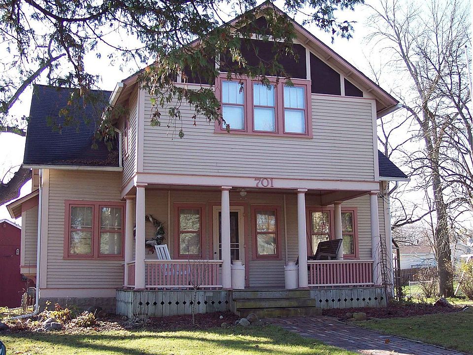 1st image of 701 W Columbia St