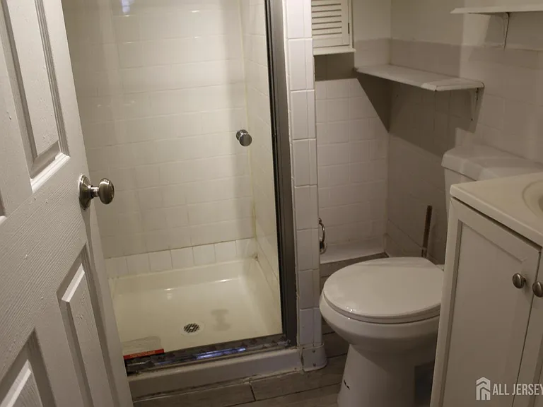 82 Washington Ave — Photo 19
