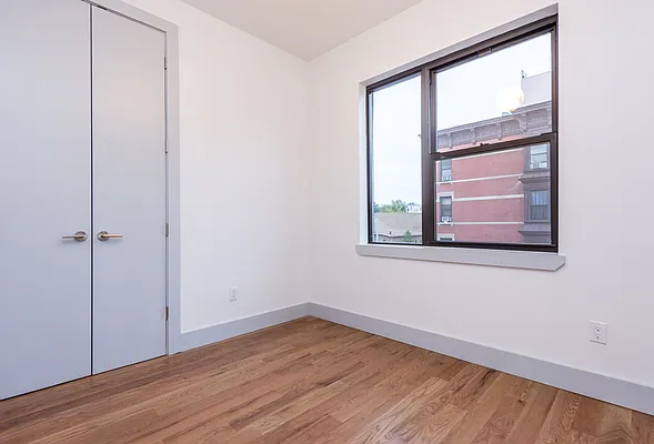 Rented by Nooklyn NYC LLC | media 21