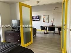 4th image of 2670 E Sunrise Blvd #721