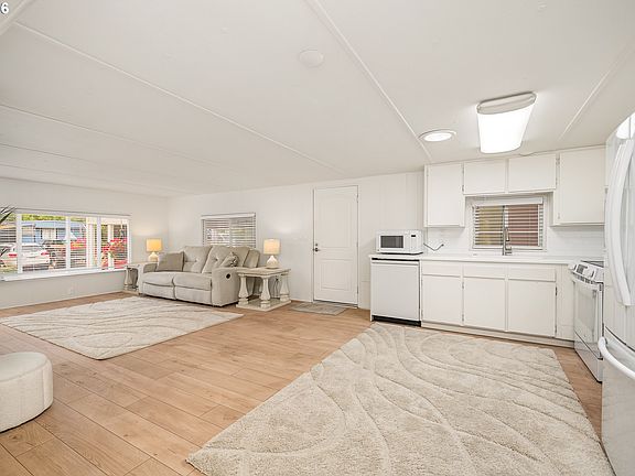 5th image of 1600 Rhododendron Dr Space 129