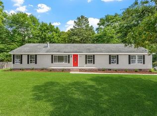 125 Hillcreek Dr, Parkton, NC 28371