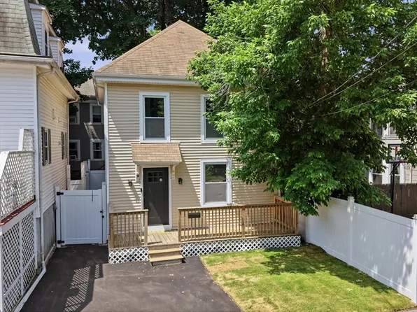 38 S Lincoln St, Haverhill, MA 01835