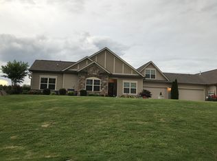 1613 Sedgefield Dr, Ooltewah, TN 37363