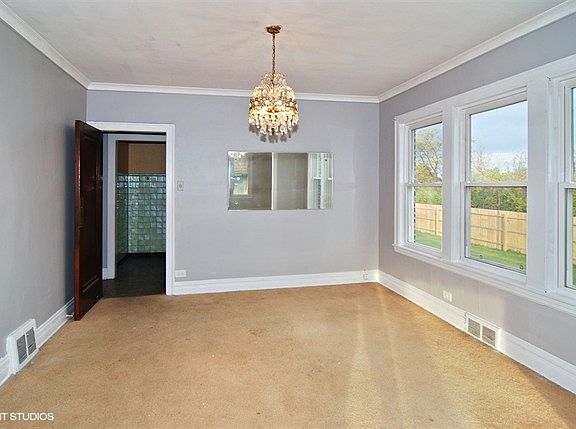 3rd image of 1820 S 10th Ave