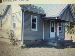 1505 N 2nd St, Pekin, IL 61554