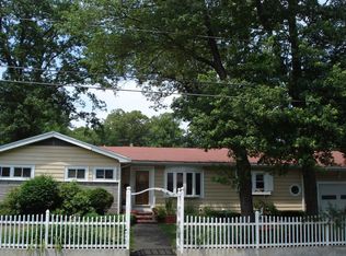 33 Nelson Dr, Randolph, MA 02368