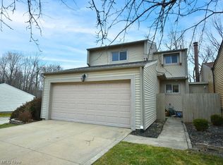 9795 Country Scene Ln UNIT 8, Concord Township, OH 44060