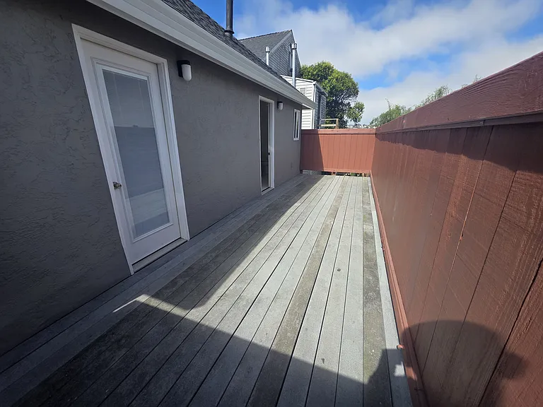 627 F St — Photo 28