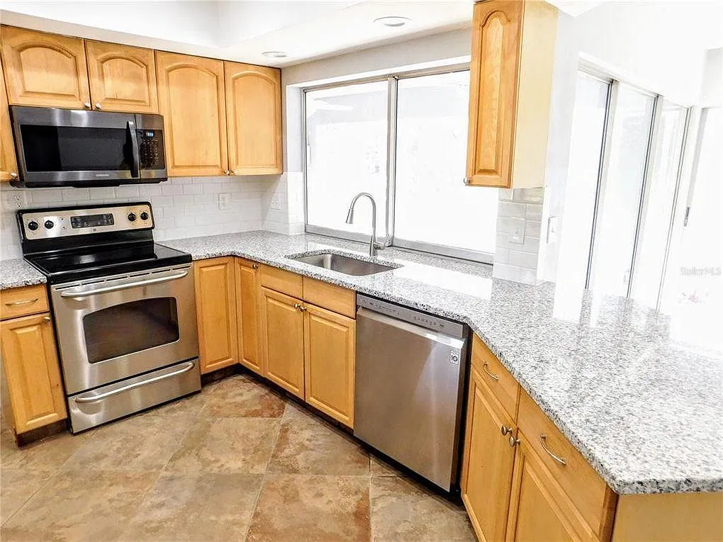 5665 Baylor Rd — Photo 4