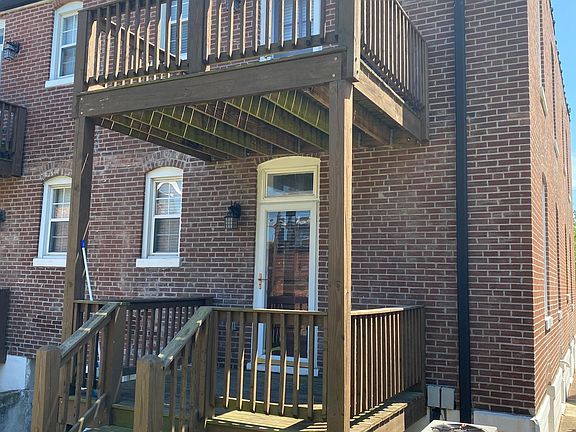 3rd image of 7407 Hazel Ave