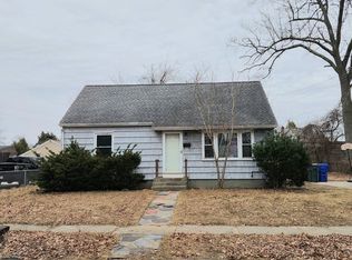 245 El Paso St, Springfield, MA 01104